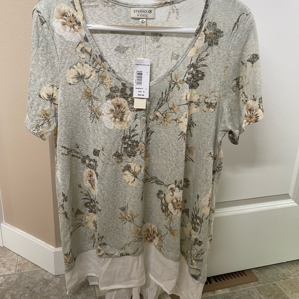 NWT 1x shirt